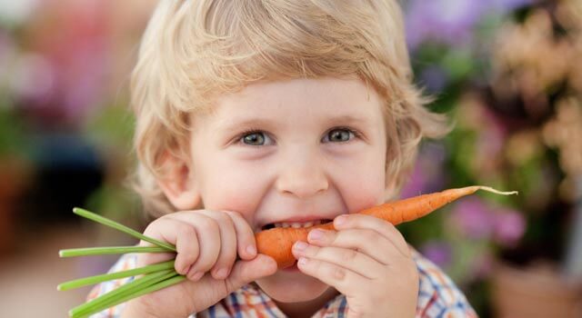 L’alimentation végane est saine et responsable pour les adultes comme pour les enfants