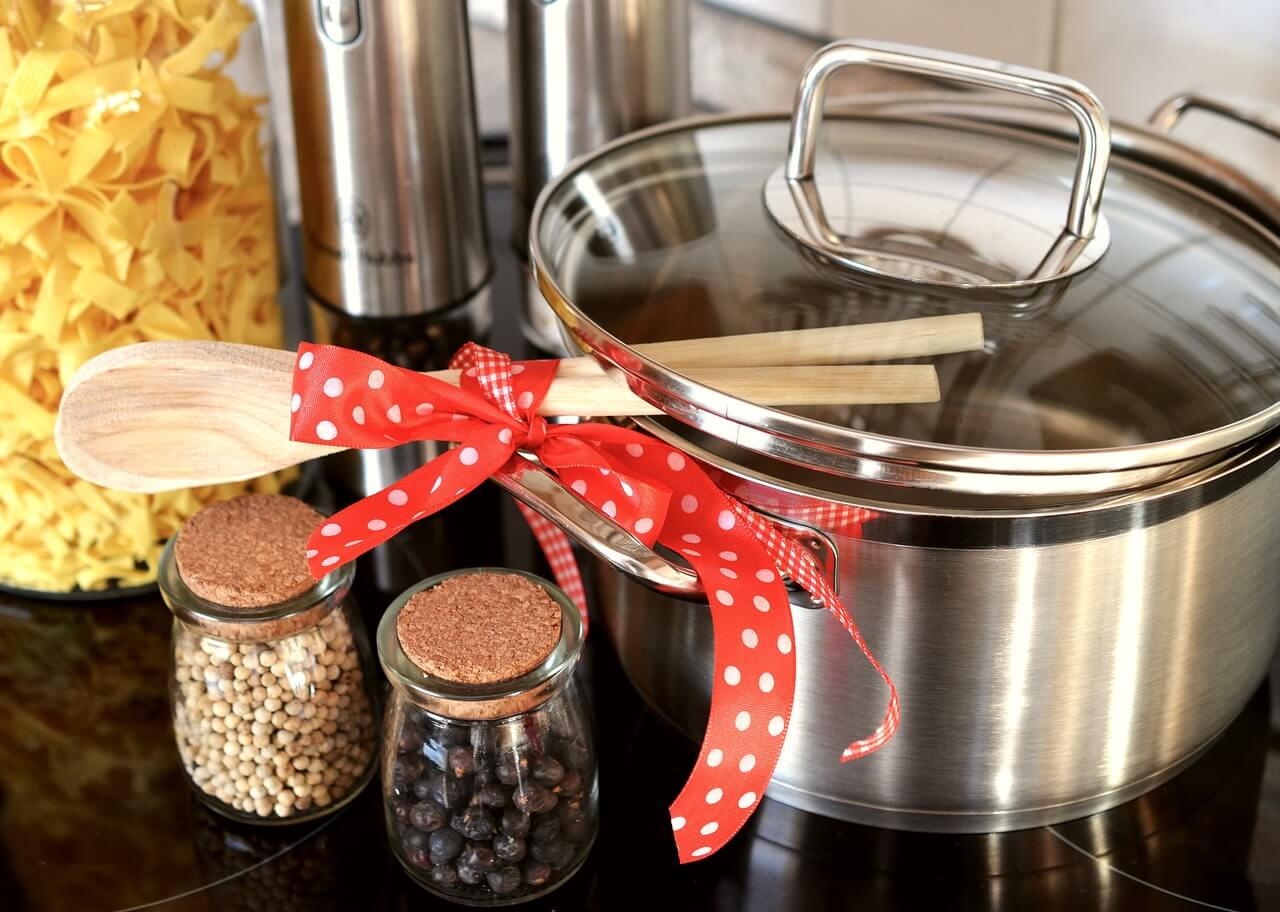 Des recettes véganes par milliers pour des fêtes réussies et sans souffrance – découvrez notre sélection d&rsquo;ouvrages !