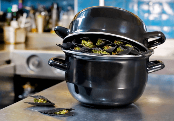 Recette de moules-frites véganes par le chef Nicolas Decloedt