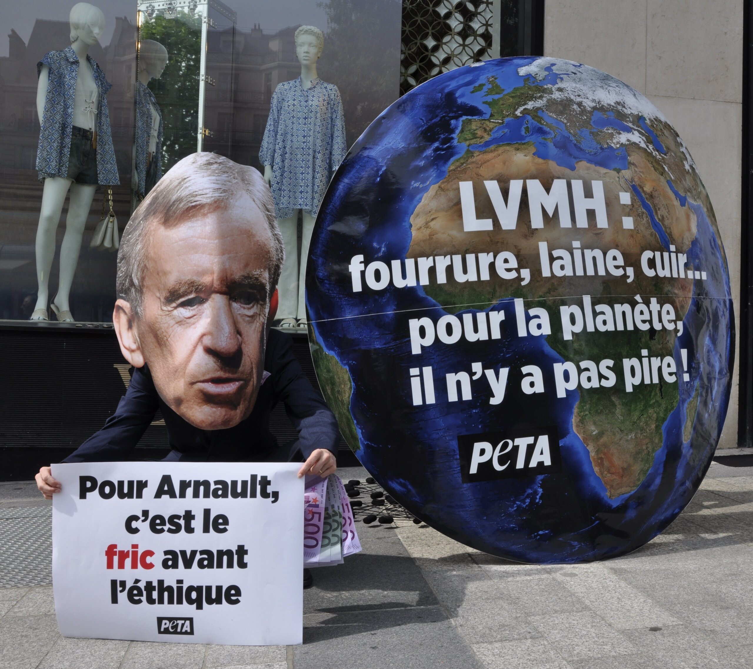 Bernard Arnault met « le fric avant l’éthique » – PETA dénonce le fairwashing de LVMH